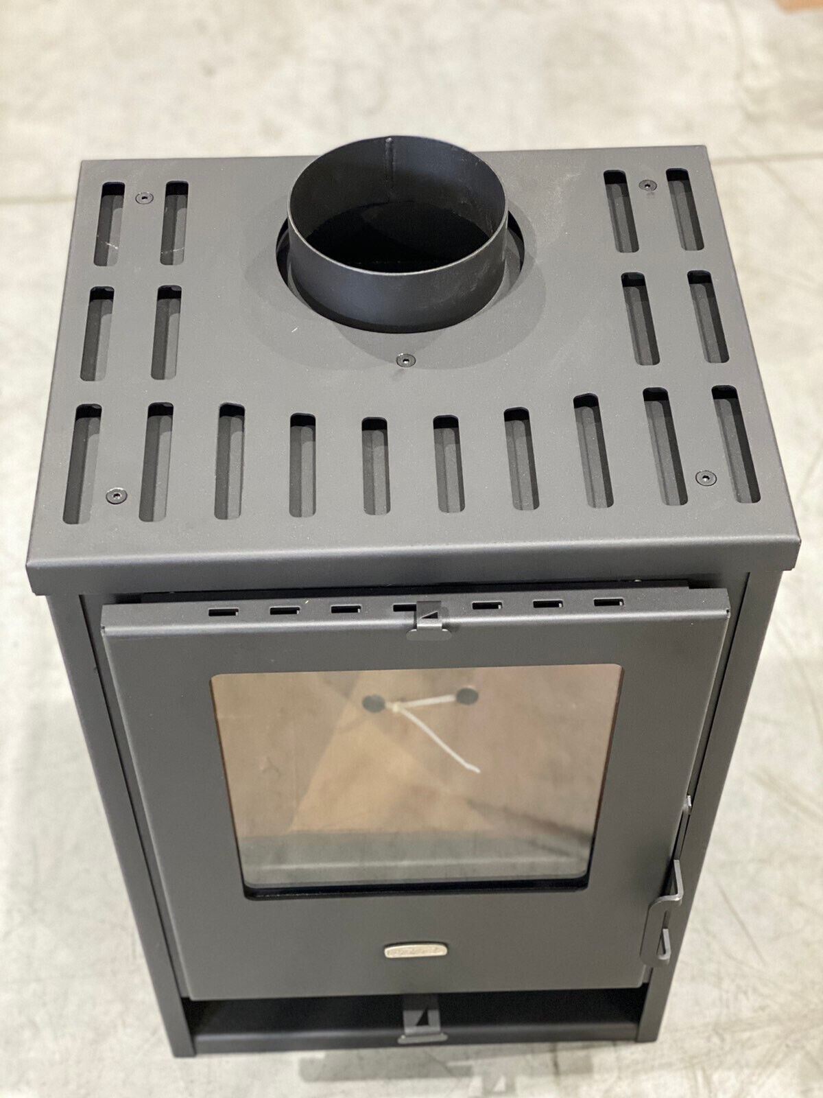 Prity K1 D — Top view and flue outlet