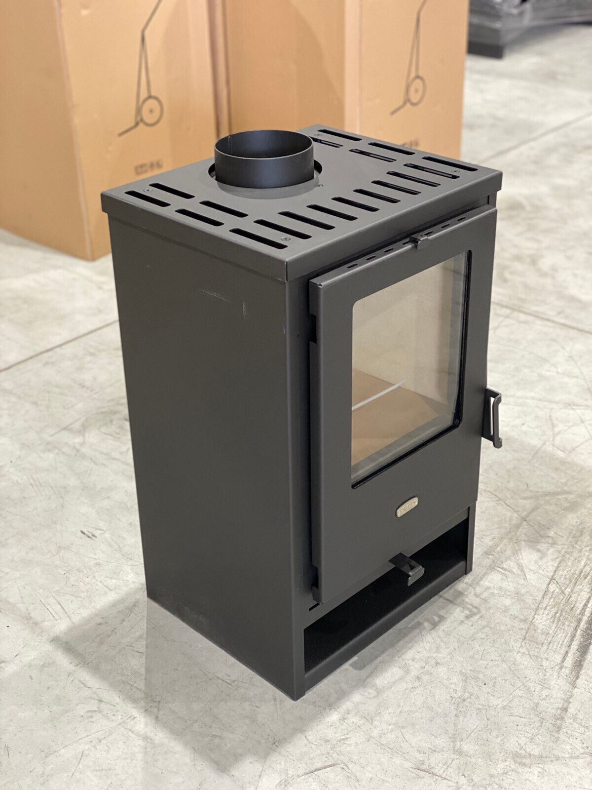 Prity K1 D — Side and front view