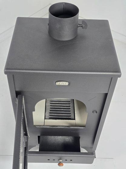 Prity K1 R — Feuerraum und oberer Rauchrohranschluss