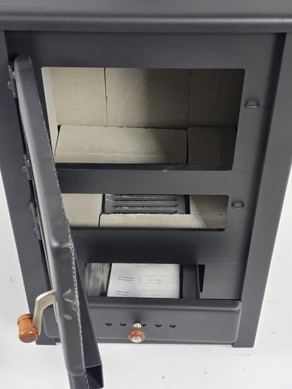 Prity K22 — Firebox and ash compartment detail
