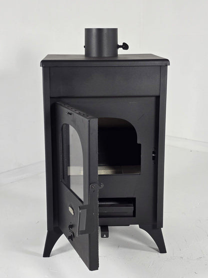 PRITY KRD — Open door and firebox