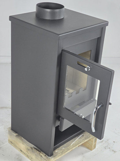 Deluxe SM — Open door and firebox interior