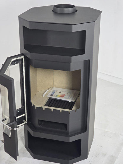 Victoria-05 OPUS — Open door and firebox